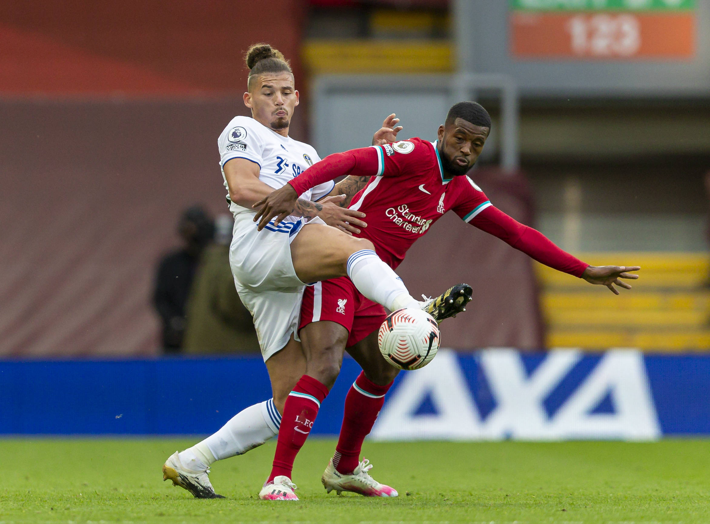 他们再次向 他们再次向