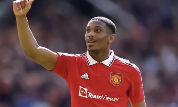 队中场失控 队中场失控